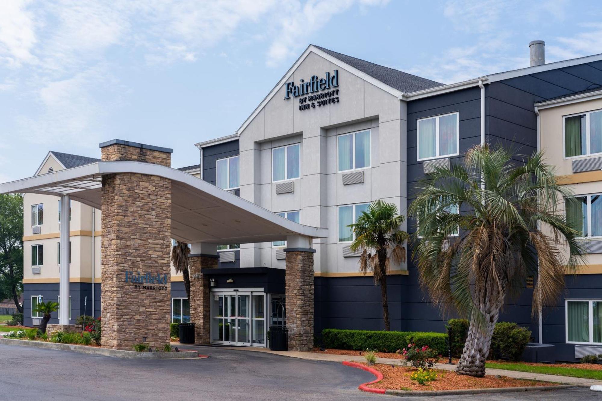 Hotel Fairfield & 3*