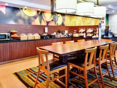 Fairfield & Hotel