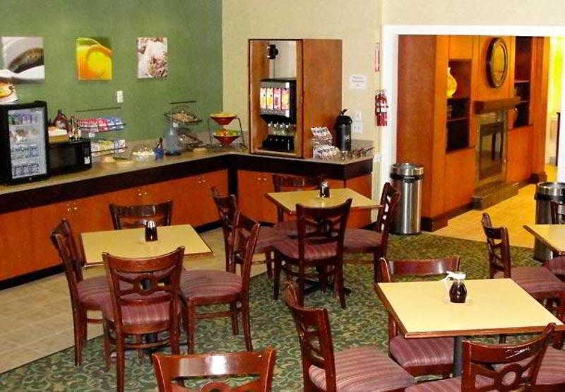Fairfield & Hotel 3*