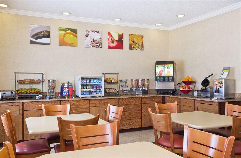 Hotel Fairfield & 3*